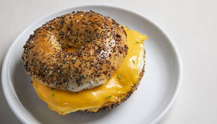 bagel sandwich